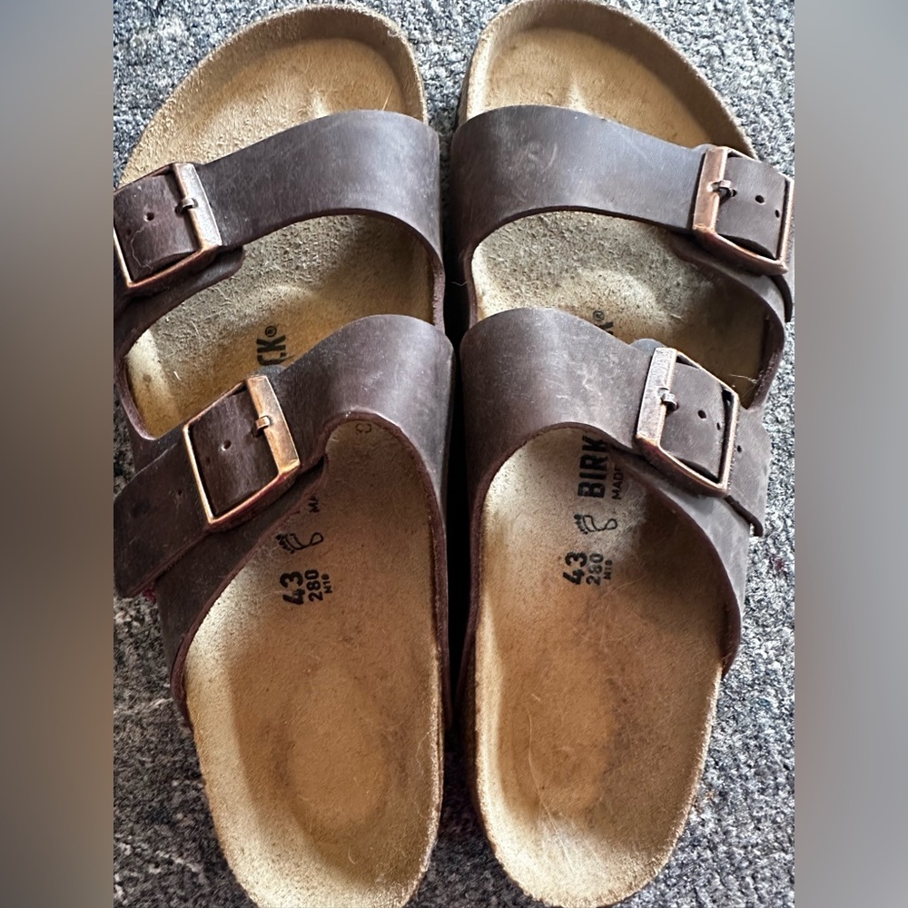 Men’s Birkenstock Arizona Dark Brown Leather Sandals size 43